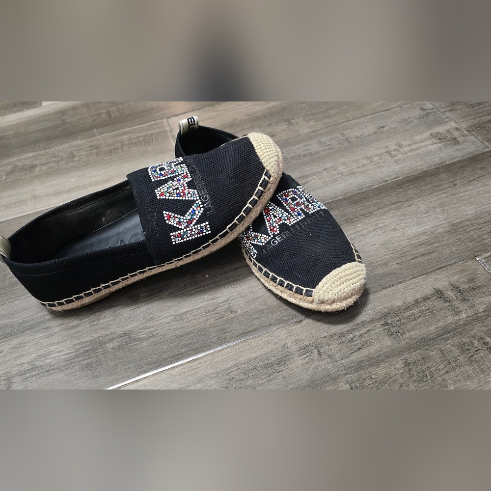 Karl lagerfeld Espadrille size 7.5 US. Gently use just a couple of times